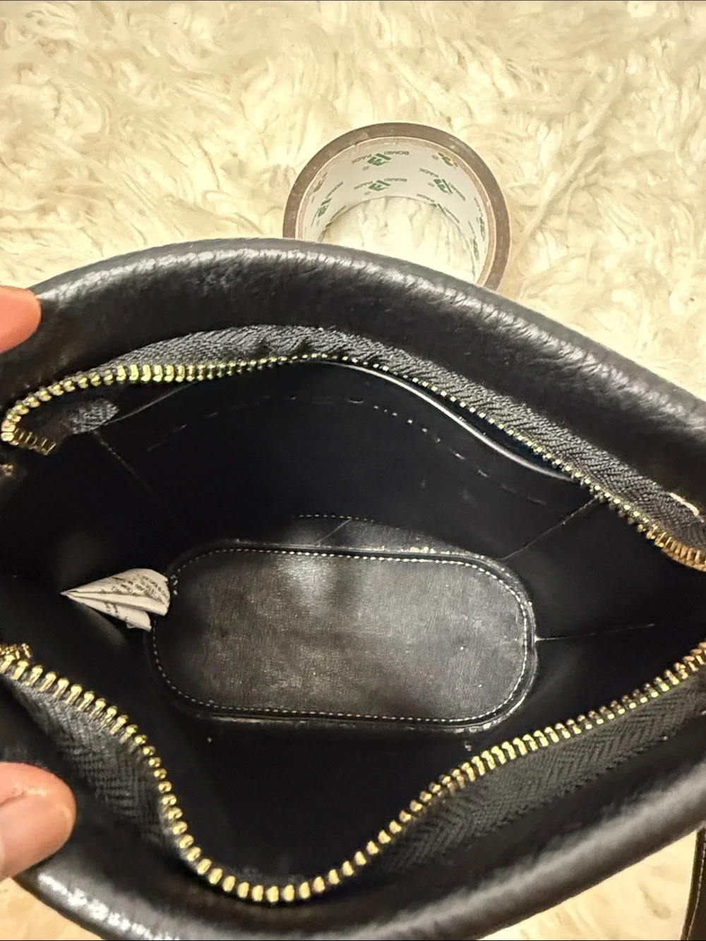 Adolfo Dominguez Black Bucket Crossbody Leather crossbody bag small
